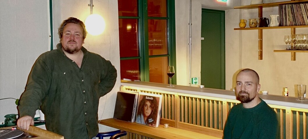 Starter lyttebar på Loftet