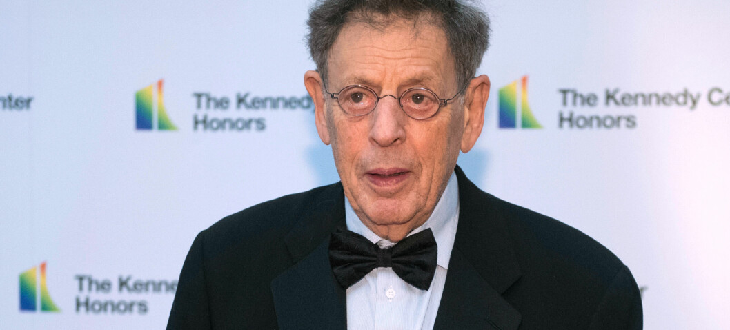 Philip Glass avlyser symfonipremiere i protest mot Trump