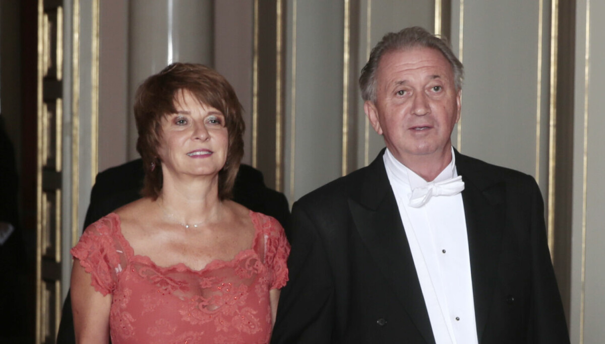 Terje Rød-Larsen og Mona Juul skal ha hver sin advokat