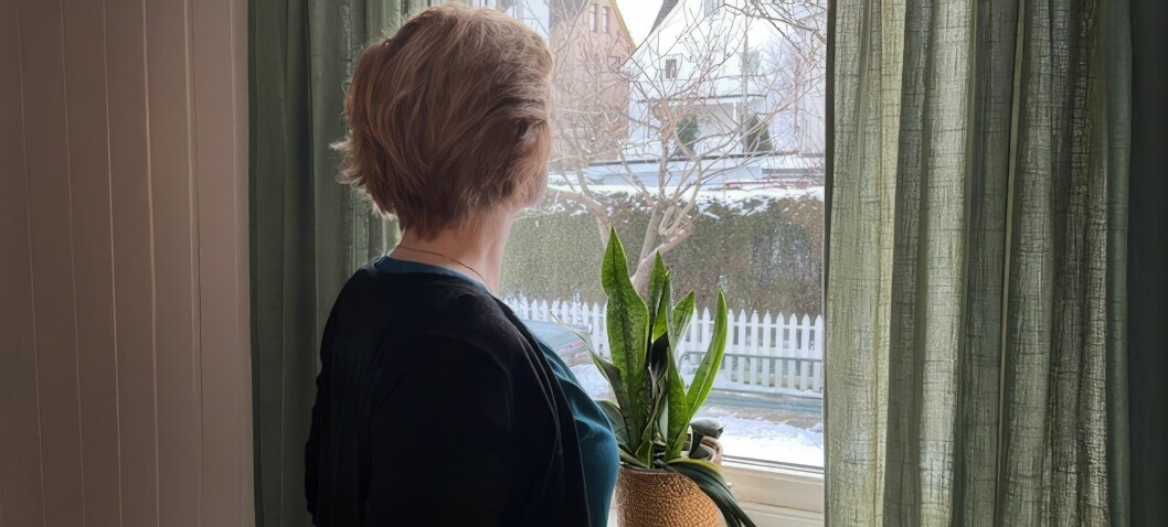 – Skal vi forlate henne?