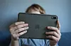 Regjeringen advarer barn mot Tiktok, Youtube og Snapchat