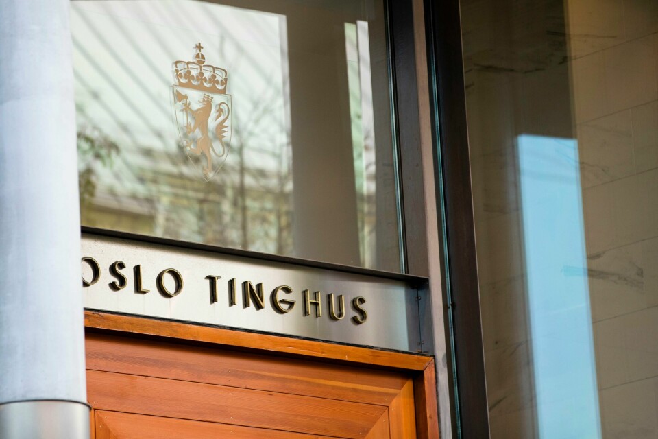 Fire menn er i Oslo tingrett dømt til fengsel for korrupsjon. En mann er dømt til 14 års fengsel, blant annet for å ha produsert store mengder amfetamin i sin egen kjeller. Foto: Jil Yngland / NTB