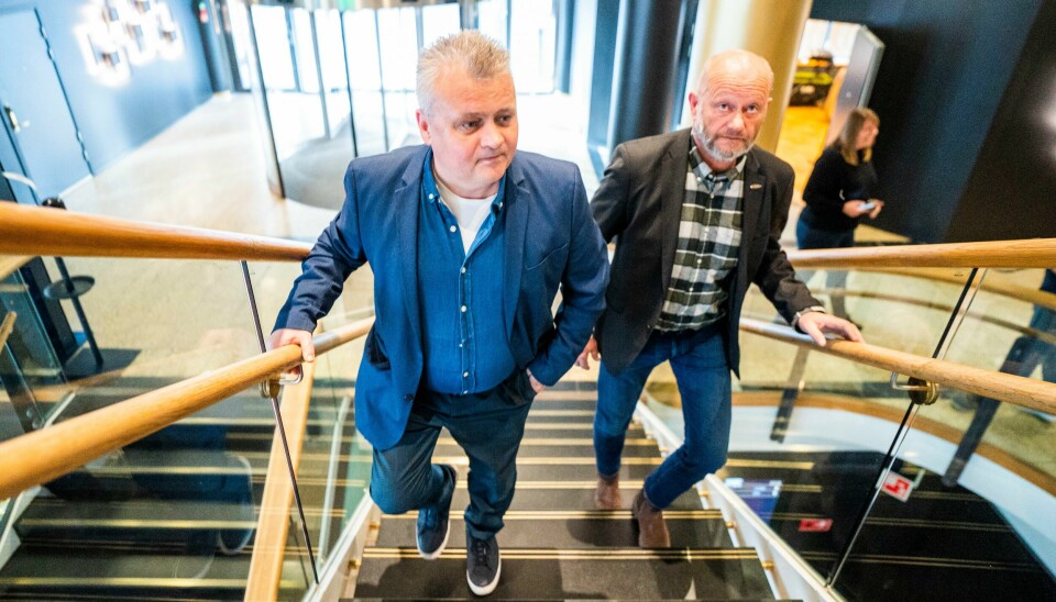 Fellesforbundets Jørn Eggum og Stein Lier-Hansen ble til slutt enige i lønnsoppgjøret for industrien. Leder i Fellesforbundet Jørn Eggum (t.v.) og direktør i Norsk Industri Stein Lier Hansen på vei inn til forhandlingene torsdag. Foto: Håkon Mosvold Larsen / NTB