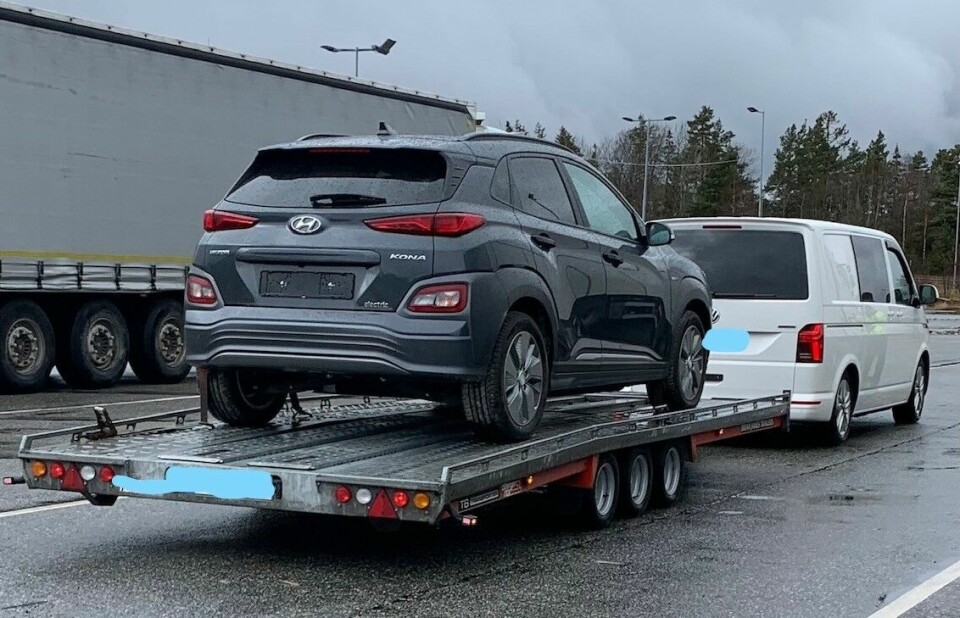 Denne biltransporten hadde én viktig mangel da den ble stanset for kontroll på Svinesund. Denne biltransporten hadde én viktig mangel da den ble stanset for kontroll på Svinesund.