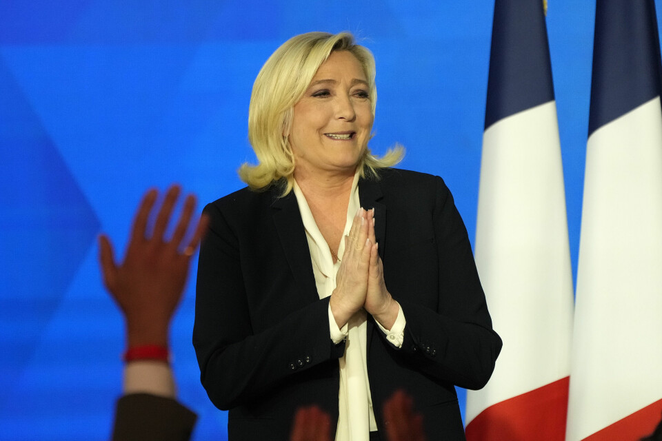 Ytre høyres Marine Le Pen tapte presidentvalget for andre gang på rad mot Emmanuel Macron. Ytre høyres Marine Le Pen tapte presidentvalget for andre gang på rad mot Emmanuel Macron.