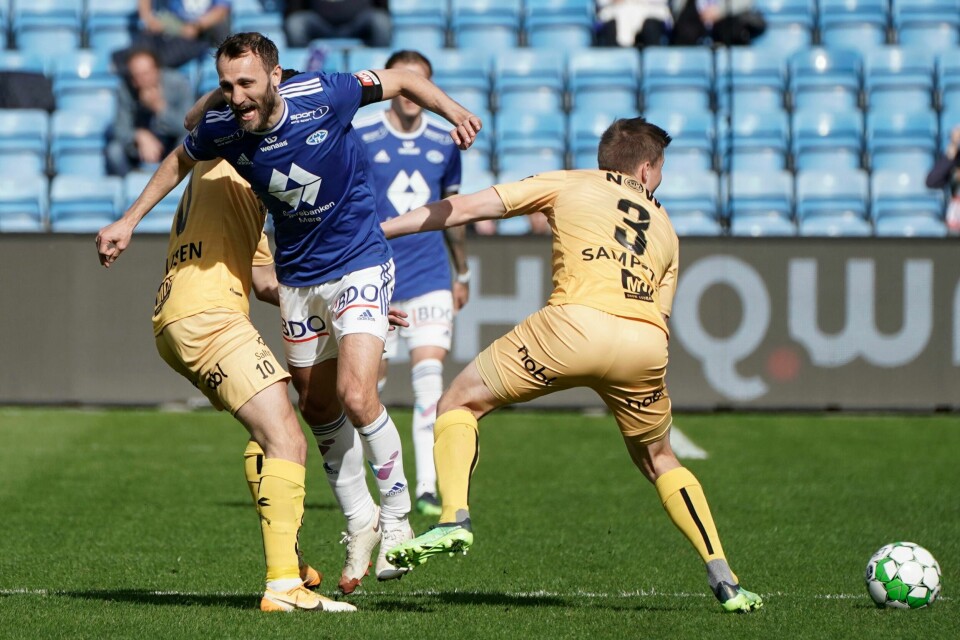 Moldes kaptein Magnus Wolff Eikrem og Bodø/Glimts Alfons Sampsted i duell under cupfinalen – foran altfor glisne tribuner. Moldes kaptein Magnus Wolff Eikrem og Bodø/Glimts Alfons Sampsted i duell under cupfinalen – foran altfor glisne tribuner.