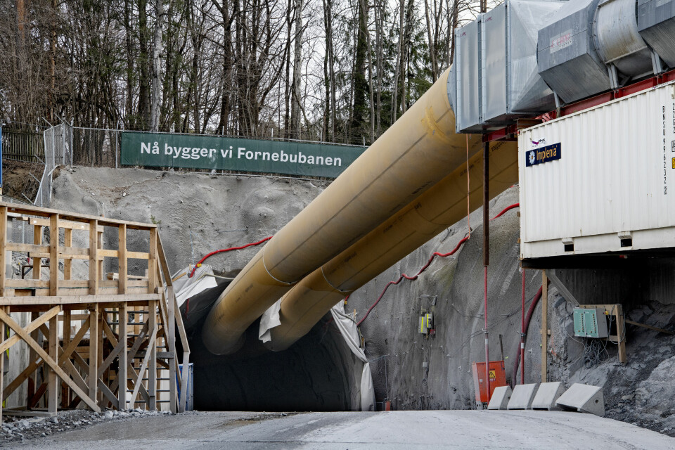 Fornebubanen. Arbeid ved Fornebuveien 50. Fornebubanen.