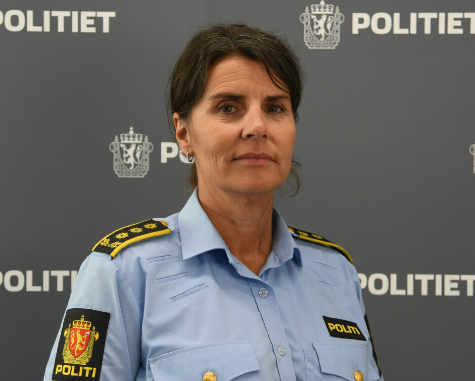 Politistasjonssjef i Sandefjord, Siw Thokle bekrefter at de tok kontakt med moskeen i forkant av Sian-demonstrasjon. Politistasjonssjef i Sandefjord, Siw Thokle bekrefter at de tok kontakt med moskeen i forkant av Sian demonstrasjon.