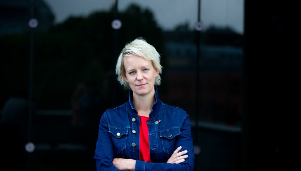 Ingrid Fiskaa i SV lover omkamp om regjeringens forslag om å bruke bistand til å finansiere flyktningmottak i Norge. Ingrid Fiskaa i SV lover omkamp om regjeringens forslag om å bruke bistand til å finansiere flyktningmottak i Norge.