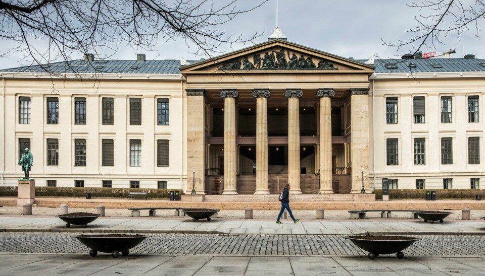 De 128 jusstudentene på UiO som ble bedt om å ta eksamen på nytt kan nå juble. Vedtak om annullert eksamen oppheves. De 128 jusstudentene på UiO som ble bedt om å ta eksamen på nytt kan nå juble. Vedtak om annullert eksamen oppheves. Foto: Ole Berg-Rusten / NTB