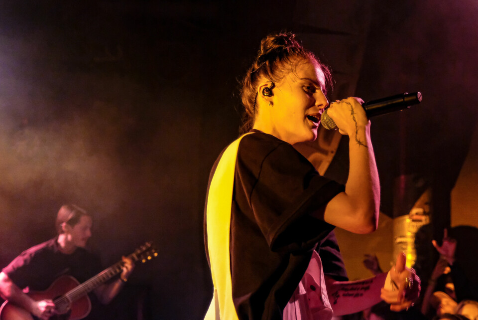 Ash Olsen på Bylarm i fjor. Nå tar hun festivalveien fatt. Ash Olsen