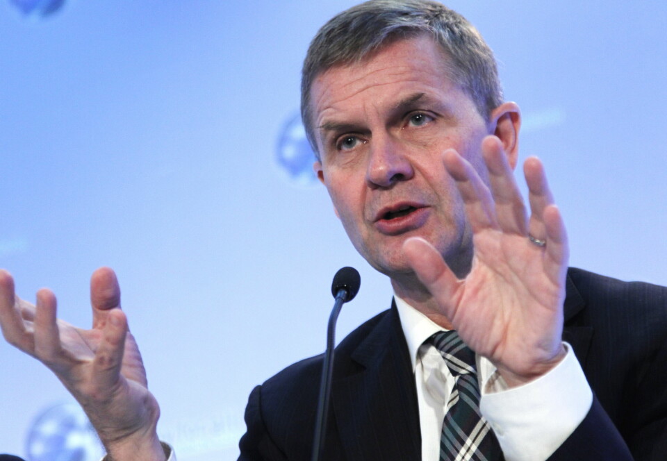 – Den dårlige nyheten er at vi har en trippel miljøkrise – klima, forurensning og ødeleggelse av natur, sier Erik Solheim, her avbildet i 2011, mens han var miljøvernminister. – Den dårlige nyheten er at vi har en trippel miljøkrise – klima, forurensning og ødeleggelse av natur, sier Erik Solheim, her avbildet i 2011, mens han var miljøvernminister.