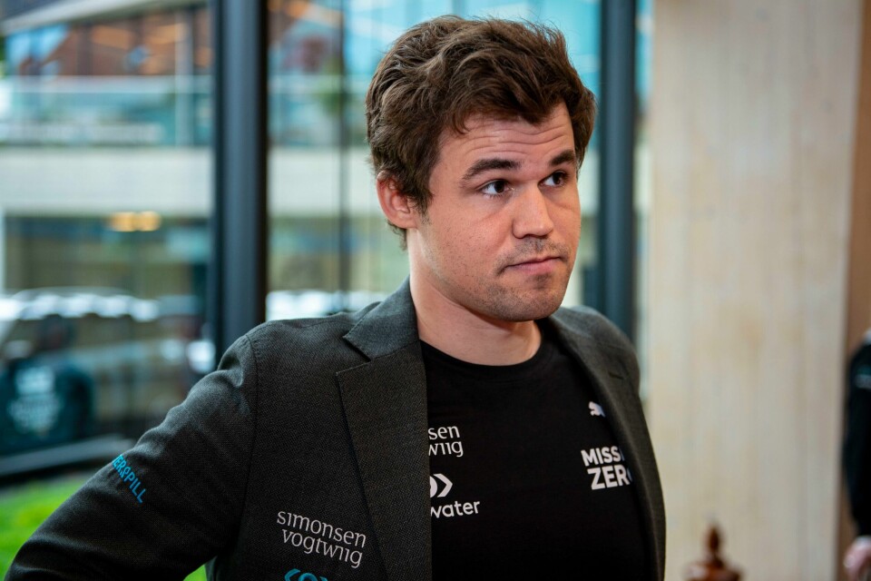 Magnus Carlsen sikret ledelsen i Norway Chess med armageddon-seier over Vishy Anand søndag. Magnus Carlsen under Norway Chess i Stavanger.Foto: Carina Johansen / NTB