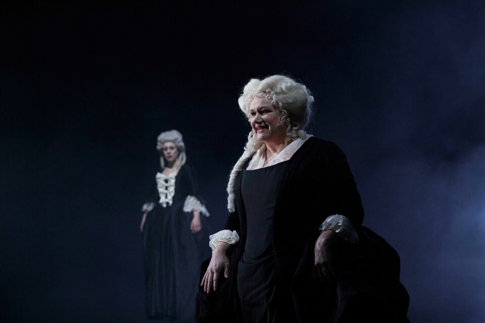 Laila Goody stråler gjennom sin virtuose framstilling av Arne Lygres tekst i «Tid for glede» på Det Norske Teatret. «Tid for glede»