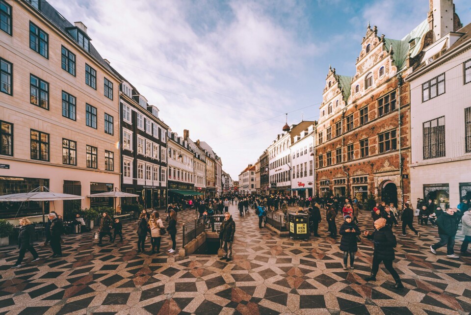 En ny virusvariant kan ta over i Danmark i sommer. Her fra hovedstaden København. STØRST I NORDEN: København har det største sammenhengende bilfrie området blant nordiske storbyer. Området har blitt trinnvis utvidet siden 60-tallet. De fleste turister legger turen om Nordens lengste handlegate, bilfrie Strøget. Foto: Erik Hageman / Copenhagen Media Center