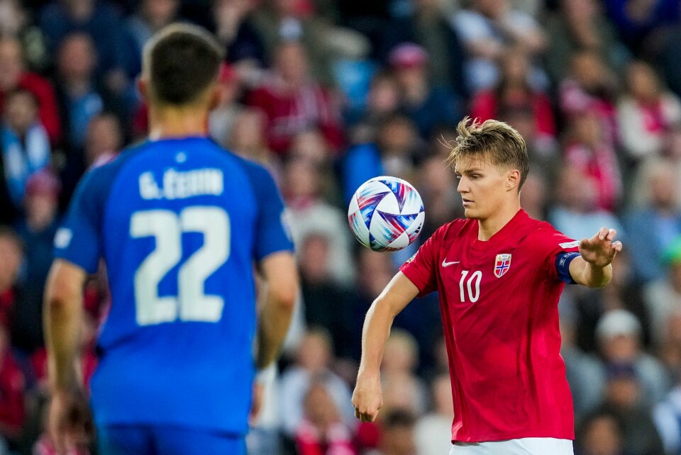 Martin Ødegaard har spilt hvert minutt under de tre første nasjonsligakampene. Han synes bare det er gøy å utfordres med fire kamper på elleve dager. Martin Ødegaard har spilt hvert minutt under de tre første nasjonsligakampene. Han synes bare det er gøy å utfordres med fire kamper på elleve dager. Foto: Javad Parsa / NTB