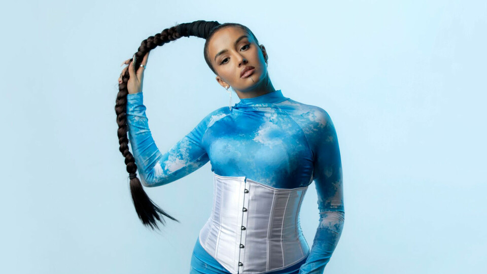 Artist Royane har konsert på Melafestivalen denne lørdagen. Hun deltok i årets MGP og er nå aktuell med «Skal vi danse». Artist Royane har konsert på Melafestivalen denne lørdagen. Hun deltok i årets MGP og er nå aktuell med «Skal vi danse».