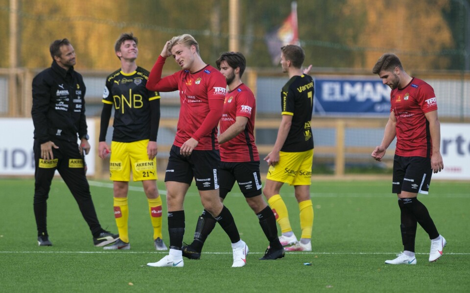 Både spillerne, trenerteamet og Stjørdals-Blink som klubb går en usikker tid i møte. Både spillerne, trenerteamet og Stjørdals-Blink som klubb går en usikker tid i møte.Foto: Ned Alley / NTB