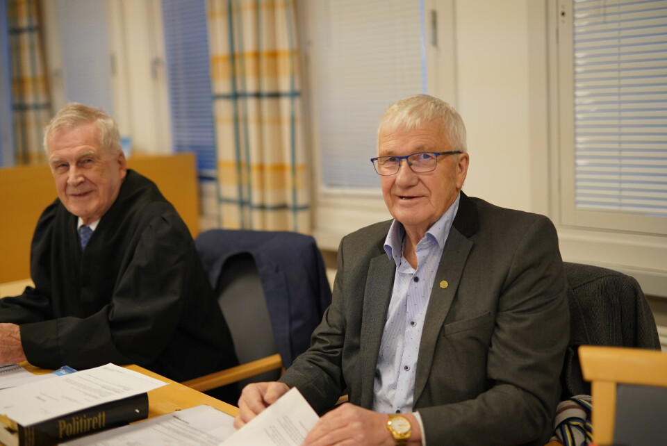 Arne Wikan (t.h) og forsvarer Jon Bertelsen i retten i Vadsø i dag, tirsdag. Arne Wikan (t.h) og forsvarer Jon Bertelsen i retten i Vadsø i dag, tirsdag.