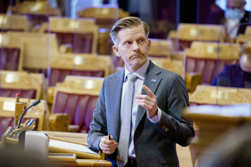 Stortingspolitiker Tage Pettersen (H) mener det blir feil å omskrive barnebøker for å tilpasse dem dagens samfunn. Tage Pettersen krever at Russland utestenges fra internasjonal ishockey. Foto: Stian Lysberg Solum / NTB