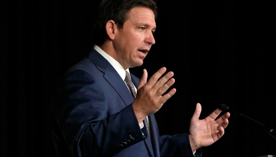 Med et pennestrøk har republikaner og guvernør i Florida, Ron DeSantis, tatt kontroll over Disney Worlds skattedistrikt. Med et pennestrøk har republikaner og guvernør i Florida, Ron DeSantis, tatt kontroll over Disney Worlds skattedistrikt.