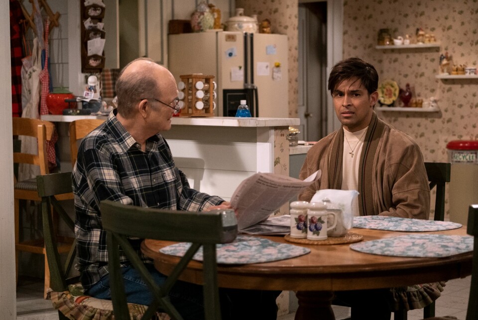 Wilmer Valderrama slo gjennom i rollen som Fez i sitcom-serien «That 70's Show». Nå er han tilbake i rollen på Netflix i oppfølgeren «That ‘90s Show». Wilmer Valderrama slo gjennom i rollen som Fez i sitcom-serien «That 70's Show». Nå er han tilbake i rollen på Netflix i oppfølgeren «That ‘90s Show».