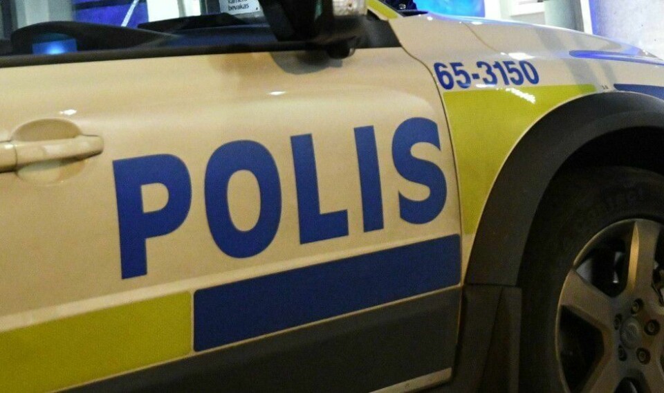 Illustrasjonsfoto. MALMØ, SVERIGE 20161103.Politiet holde vakt utenfor akuttmottaket på Universitetssykehuset i Malmø, etter at to personer ble skutt i to forskjellige hendelser i byen sent onsdag kveld. Foto: Johan Nilsson / TT / NTB