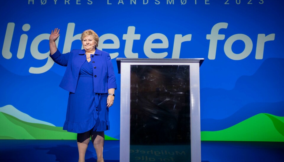 Høyre-leder Erna Solberg kom med kjente Høyre-toner i talen til Høyres landsmøte fredag. Høyre-leder Erna Solberg taler under Høyres landsmøte på Gardermoen fredag.Foto: Heiko Junge / NTB