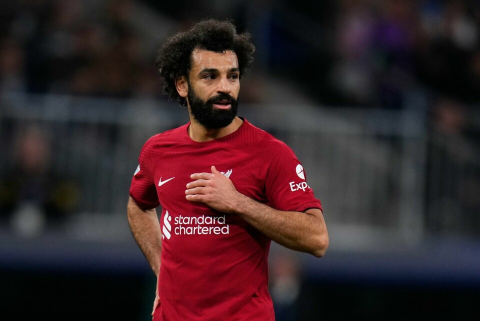 Mohamed Salah kan få en rask spisepause under kamper. Mohamed Salah kan få en rask spisepause under kamper. Foto: Manu Fernandez / AP / NTB