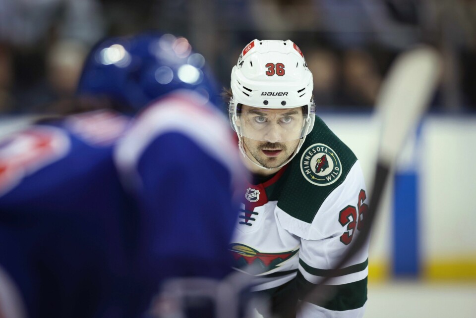 Mats Zuccarello møter en landsmann i NHL torsdag. Mats Zuccarello, her under en kamp tidligere i uka, har i snitt godt over ett målpoeng per kamp denne sesongen. Foto: Pontus Höök / NTB