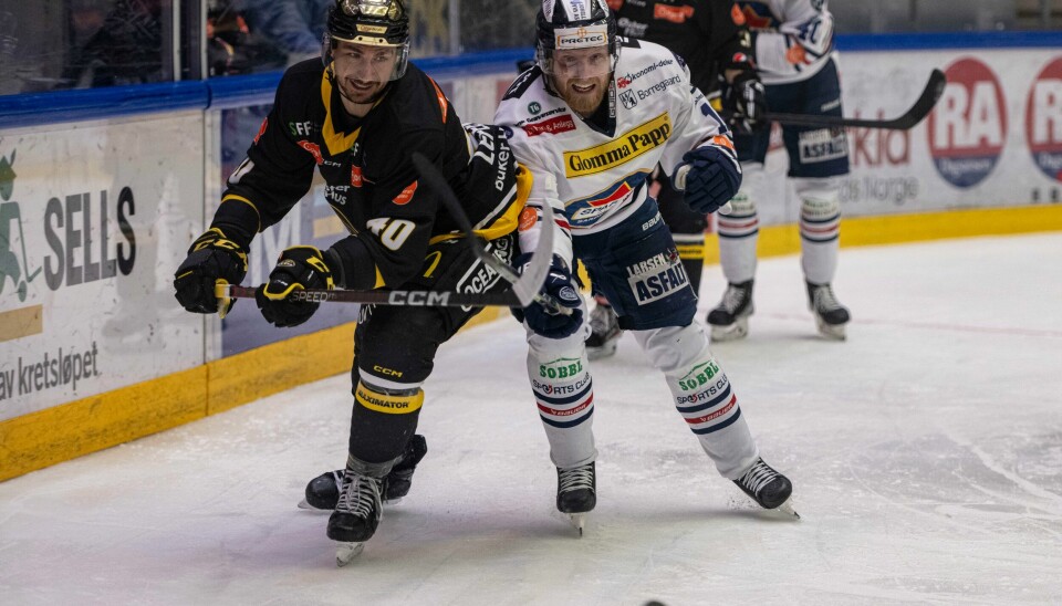 Martin Lefebvre og Stavanger Oilers leder 2-0 i kamper mot Kristian Jakobsson og Sparta før onsdagens tredje oppgjør mellom lagene. Martin Lefebvre og Stavanger Oilers leder 2-0 i kamper, mot Kristian Jakobsson og Sparta før onsdagens tredje oppgjør mellom lagene, som spilles i Stavanger.