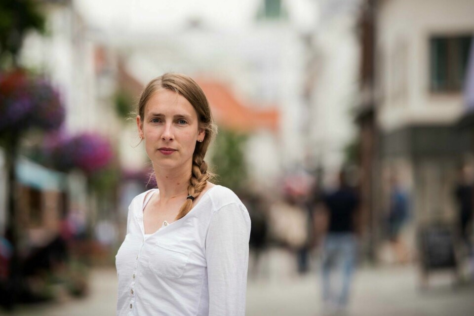  Det er ille nok at Terje Halleland ønsker velkommen til at private kan drive med straffegjennomføring, men så representerer han ytterpunktene i norsk politikk, sier stortingspolitiker Iselin Nybø (V). Hun mener at maktutøvelsen som er nødvendig i et fengsel, fortsatt bør være noe det offentlig har monopol på.