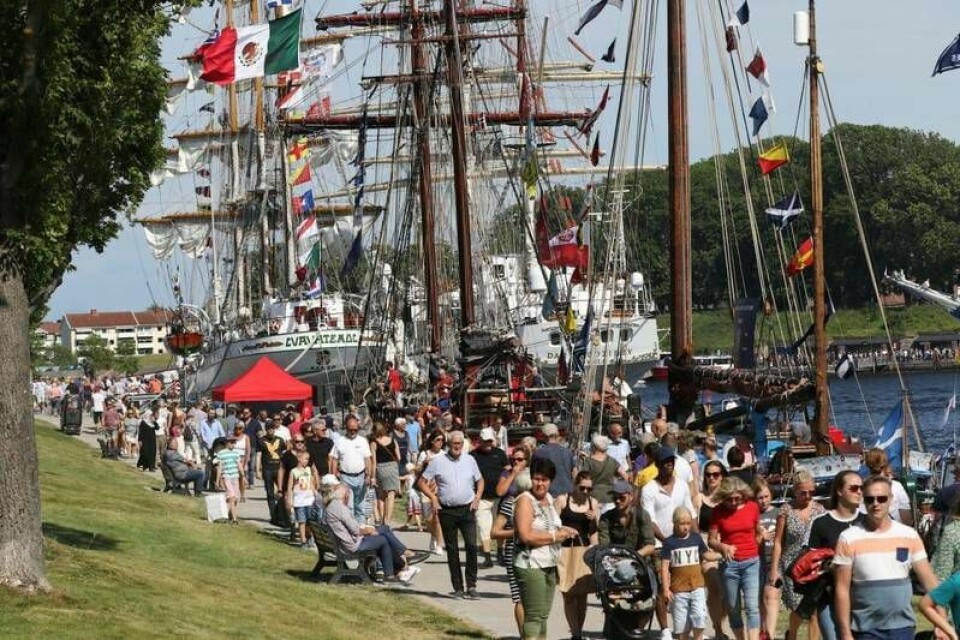 Yrende folkeliv i Fredrikstad under The Tall Ships' Races 2019. Yrende folkeliv i Fredrikstad under The Tall Ships' Races 2019.