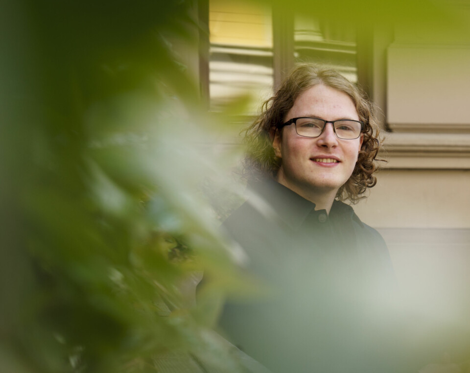 Simen Bondevik, medievitenskapstudent og tidligere leder i Unge Sentrum Mann med grønt i forkant