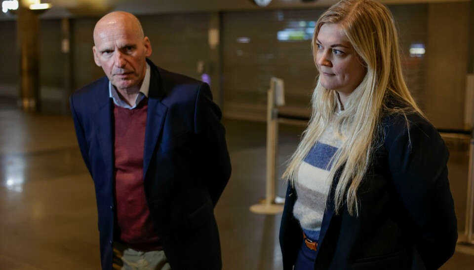 Advokatene Geir Lippestad og Hilde Firman Fjellså representerer de to kvinnene. Advokat Geir Lippestad forsvarer den eldste kvinnen, mens advokat Hilde Firman Fjellså forsvarer den yngste kvinnen. – De mener at de ikke har gjort noe straffbart, sier Lippestad. Foto: Alf Simensen / NTB