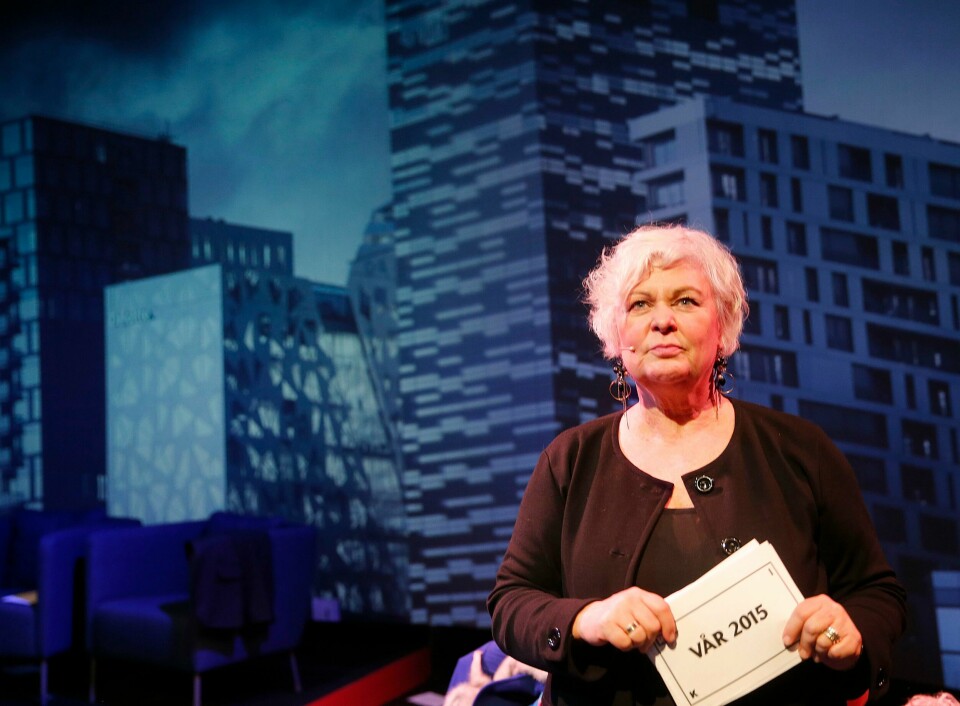 Skuespiller og tidligere kulturminister Ellen Horn er blant veteranene fra Torshovteatret som krever svar fra teatersjef Kristian Seltun om bydelsteatrets framtid. Skuespiller og tidligere kulturminister Ellen Horn er blant veteranene fra Torshovteatret som krever svar fra teatersjef Kristian Seltun om bydelsteatrets framtid.