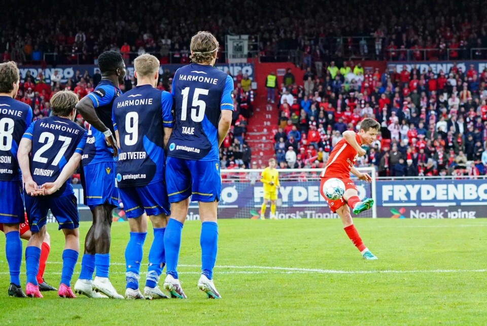 Brann og Mathias Rasmussen fant ikke veien gjennom Sandefjord-forsvaret i eliteseriekampen på Brann Stadion mandag. Foto: Bjørnar Morønning / NTB Brann og Mathias Rasmussen fant ikke veien gjennom Sandefjord-forsvaret i eliteseriekampen på Brann Stadion mandag. Foto: Bjørnar Morønning / NTB