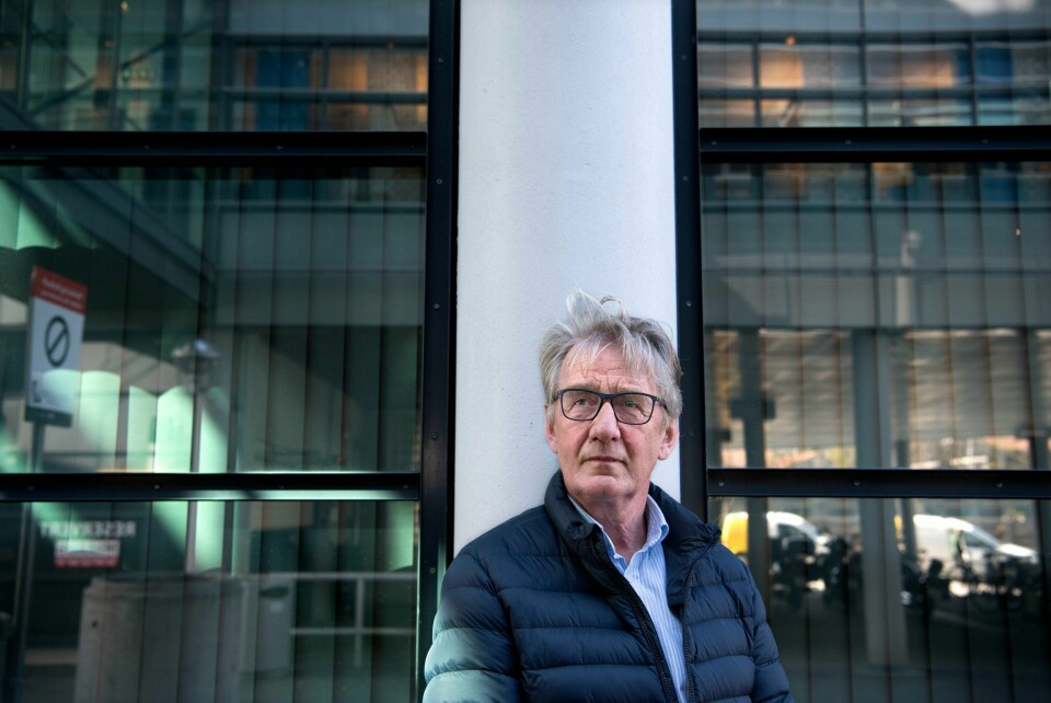 Lektor og lærer Clemens Saers ble angrepet og alvorlig skadet på jobb. I dommen fra Borgarting lagmannsrett ble det avklart at Oslo Handelsgymnasium opptrådte uaktsomt og misforstod taushetsplikten fordi Saers ikke var informert om en voldelig elev som angrep og skadet han for livet, skriver innleggsforfatteren. Lektor og lærer Clemens Saers