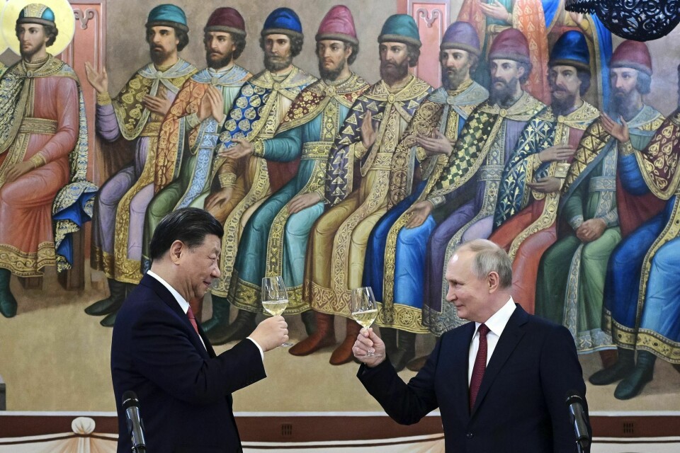 Det burde bekymre oss at Kina opprettholder sine tette bånd til Russland, skriver Dagsavisen på lederplass. Det burde bekymre oss at Kina opprettholder sine tette bånd til Russland, skriver Dagsavisen på lederplass.