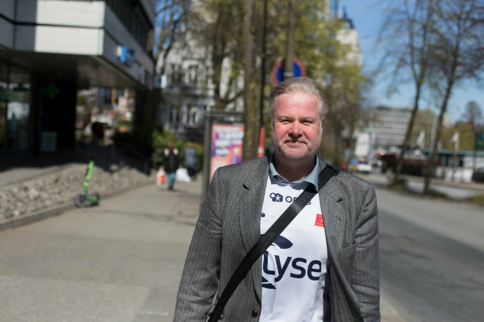 Christian Tønnevold, daglig leder Stavanger Parkeringsselskap KF. (Han har på seg Viking-trøye i forbindelse med FotballtrøyeFredag 2023, til inntekt for Barnekreftforeningen.) Christian Tønnevold, daglig leder Stavanger Parkeringsselskap KF. (Han har på seg Viking-trøye i forbindelse med FotballtrøyeFredag 2023, til inntekt for Barnekreftforeningen.)