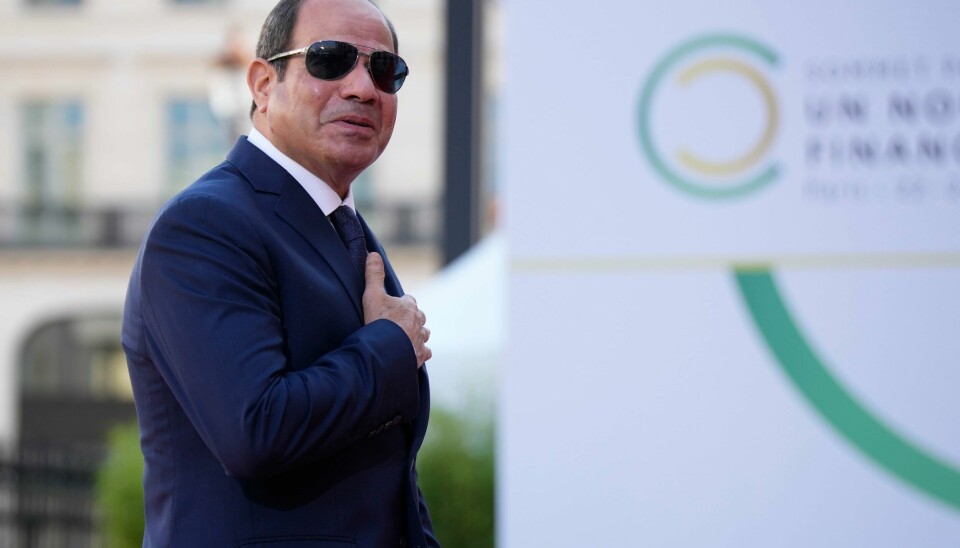 Egypts forsvarssjef Abdel Fattah al-Sissi grep makten i et militærkupp i 2013 og styrtet landets første folkevalgte president. Siden har han styrt landet rett inn i økonomisk krise. Egypts forsvarssjef Abdel Fattah al-Sissi grep makten i et militærkupp i 2013 og styrtet landets første folkevalgte president. Siden har han styrt landet rett inn i økonomisk krise. Foto: AP / NTB