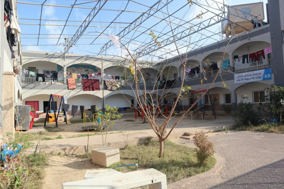 Slik så SOS-barnebyers skole i Rafah ut da det var trygt og rolig der. Nå er bygningene trolig skadet i krigen, mens alle barn og ansatte som bodde her er jaget på flukt. SOS Barnebyer