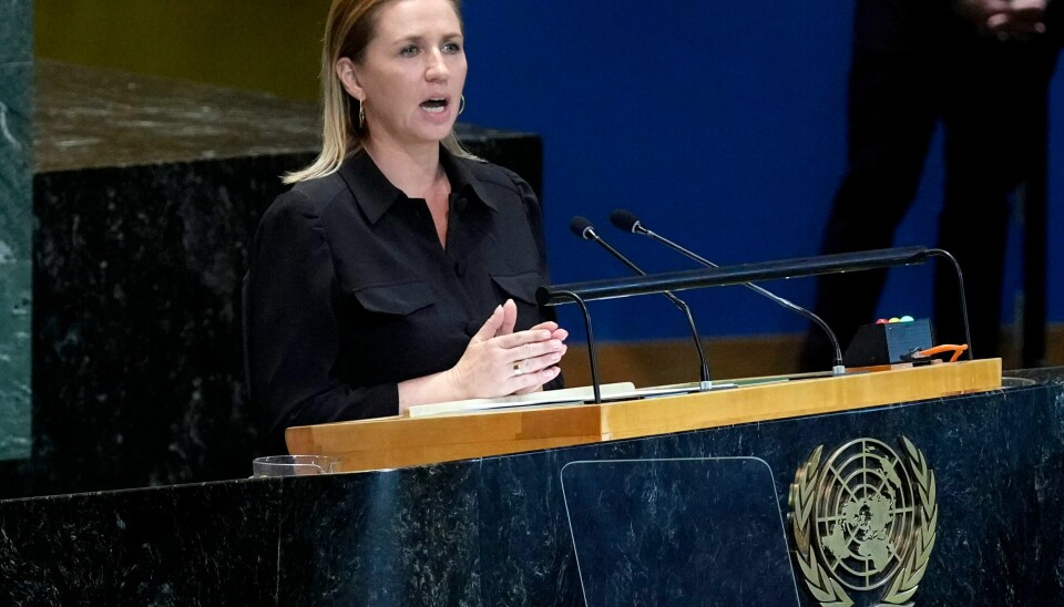 Danmarks statsminister Mette Frederiksen, her under et innlegg under FNs generalsforsamling i september. Danmarks statsminister Mette Frederiksen holder tale i FNs hovedforsamling i New York mandag 23. september. Foto: Richard Drew / AP / NTB