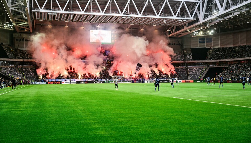 Djurgårdens supportere under søndagens kamp mot Hammarby. Djurgårdens supportere under søndagens kamp mot Hammarby, Foto: Magnus Lejhall / TT / NTB