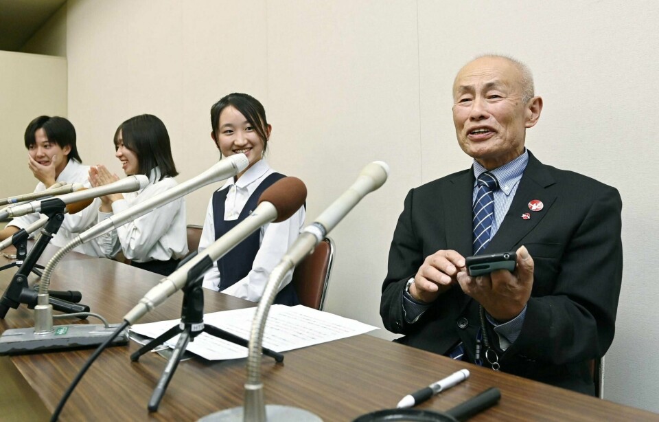 Nihon Hidankyos leder Toshiyuki Mimaki på pressekonferansen etter at det ble klart at hans organisasjon har blitt tildelt årets fredspris Toshiyuki Mimaki,