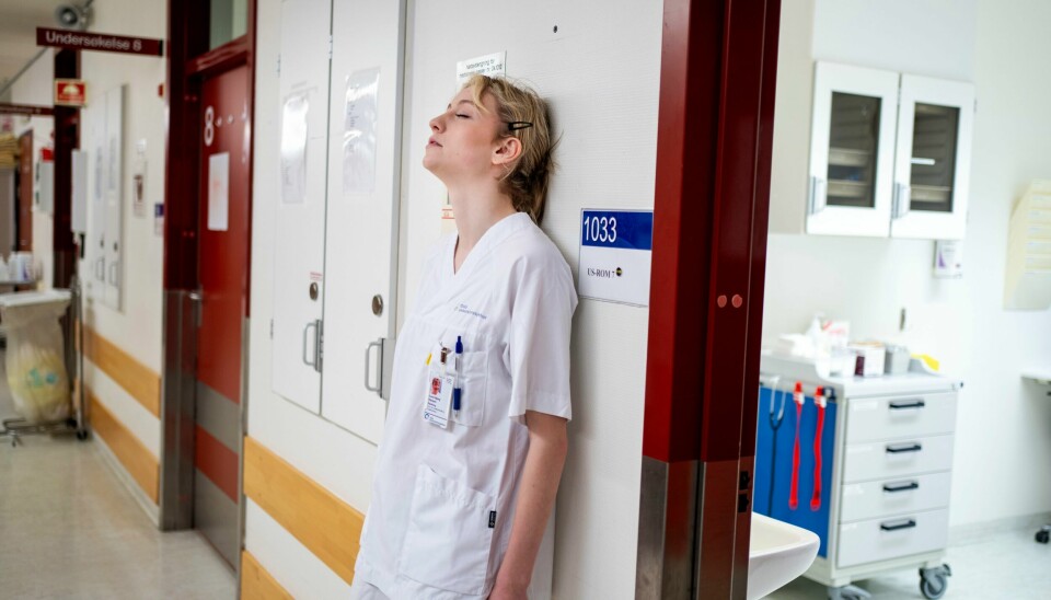 I pleie- og omsorgstjenestene var sykefraværet på 4,8 prosent for midlertidige, mens det var 10,7 prosent for fast ansatte. I pleie- og omsorgstjenestene var sykefraværet på 4,8 prosent for midlertidige, mens det var 10,7 prosent for fast ansatte. Foto: Gorm Kallestad / NTB