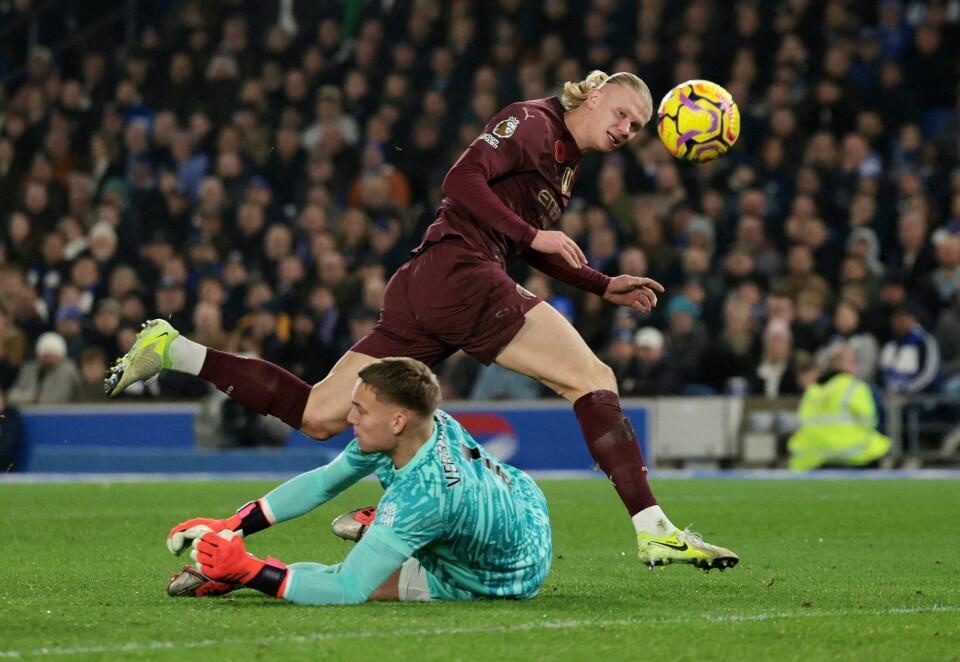 Erling Braut Haaland scoret mot Brighton lørdag, men laget tapte kampen. Erling Braut Haaland scoret mot Brighton lørdag, men laget tapte kampen.