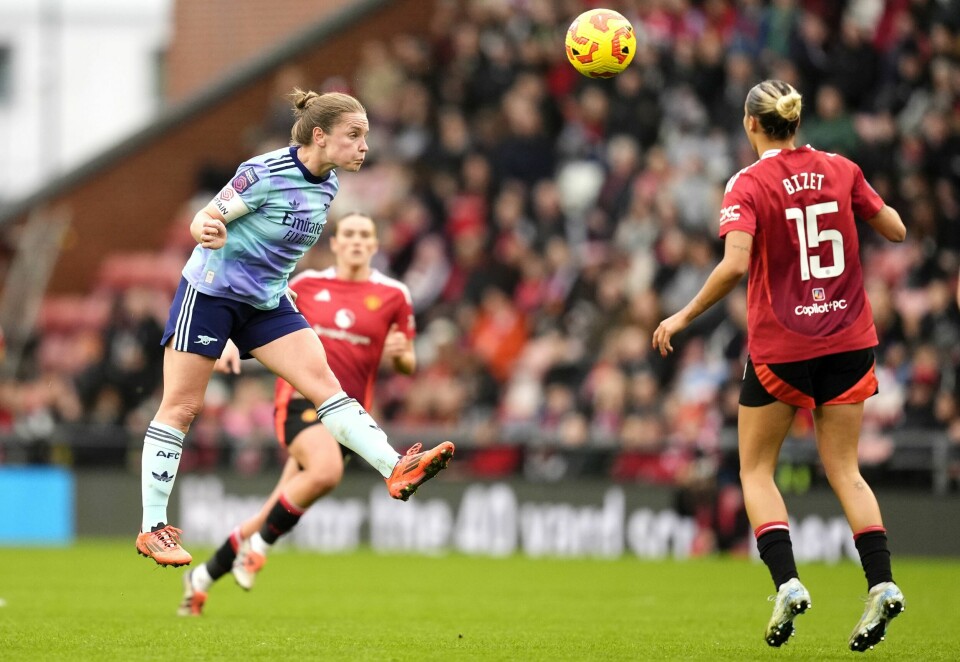 Celin Bizet Ildhusøy (t.h.) var i aksjon for Manchester United søndag. Celin Bizet Ildhusøy (t.h.) var i aksjon for Manchester United søndag. Foto: Nick Potts / PA / AP / NTB