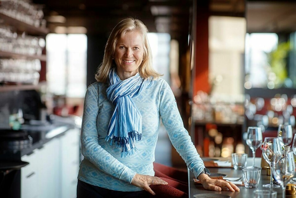 Vi ber ikke om subsidier, men at flaskehalsen av papirarbeid roer seg ned og at staten ikke hvert eneste år øker skattene ved at alkoholavgiften øker, skriver Kristin Krohn Devold. Kristin Krohn Devold, administrerende direktør i NHO Reiseliv.