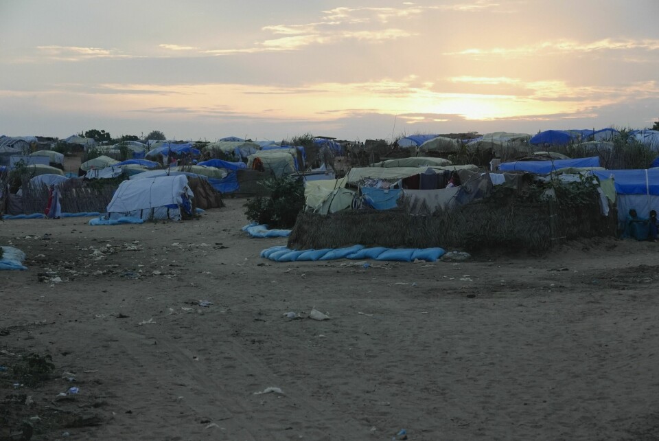 Krigen i Sudan har sendt over 14 millioner mennesker på flukt. Bildet er fra en flyktningleir i nabolandet Tsjad. Krigen i Sudan har sendt over 14 millioner mennesker på flukt. Bildet er fra en flyktningleir i nabolandet Tsjad. Foto: Sam Mednick / AP / NTB